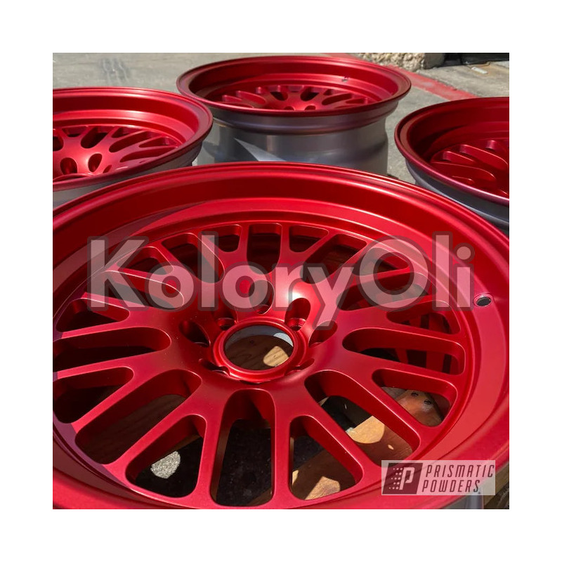 ANODIZED RED Farba Proszkowa Poliestrowa Kolor Czerwony Satyna KO-PP0192 ANODIZED RED Farba Proszkowa Poliestrowa Kolor Czerwony Satyna KO-PP0192