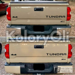 THATCH BROWN Farba Proszkowa Poliestrowa Kolor Brązowy Wysoki połysk KO-PP0448 THATCH BROWN Farba Proszkowa Poliestrowa Kolor Brązowy Wysoki połysk KO-PP0448