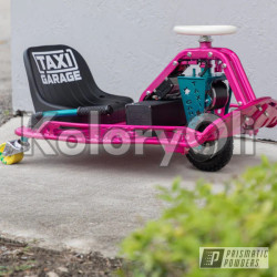 ILLUSION RASPBERRY Farba Proszkowa Poliestrowa Kolor Różowy Wysoki połysk KO-PP0187 ILLUSION RASPBERRY Farba Proszkowa Poliestrowa Kolor Różowy Wysoki połysk KO-PP0187