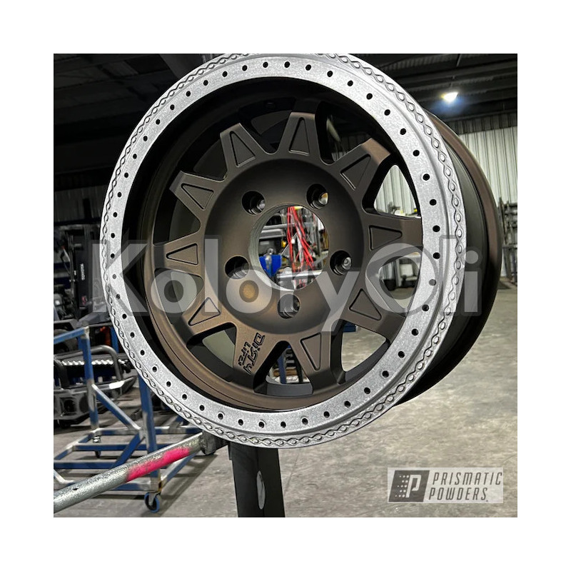 DARK BRONZE II Farba Proszkowa Poliuretanowa Kolor Brąz Satyna KO-PP0485 DARK BRONZE II Farba Proszkowa Poliuretanowa Kolor Brąz Satyna KO-PP0485